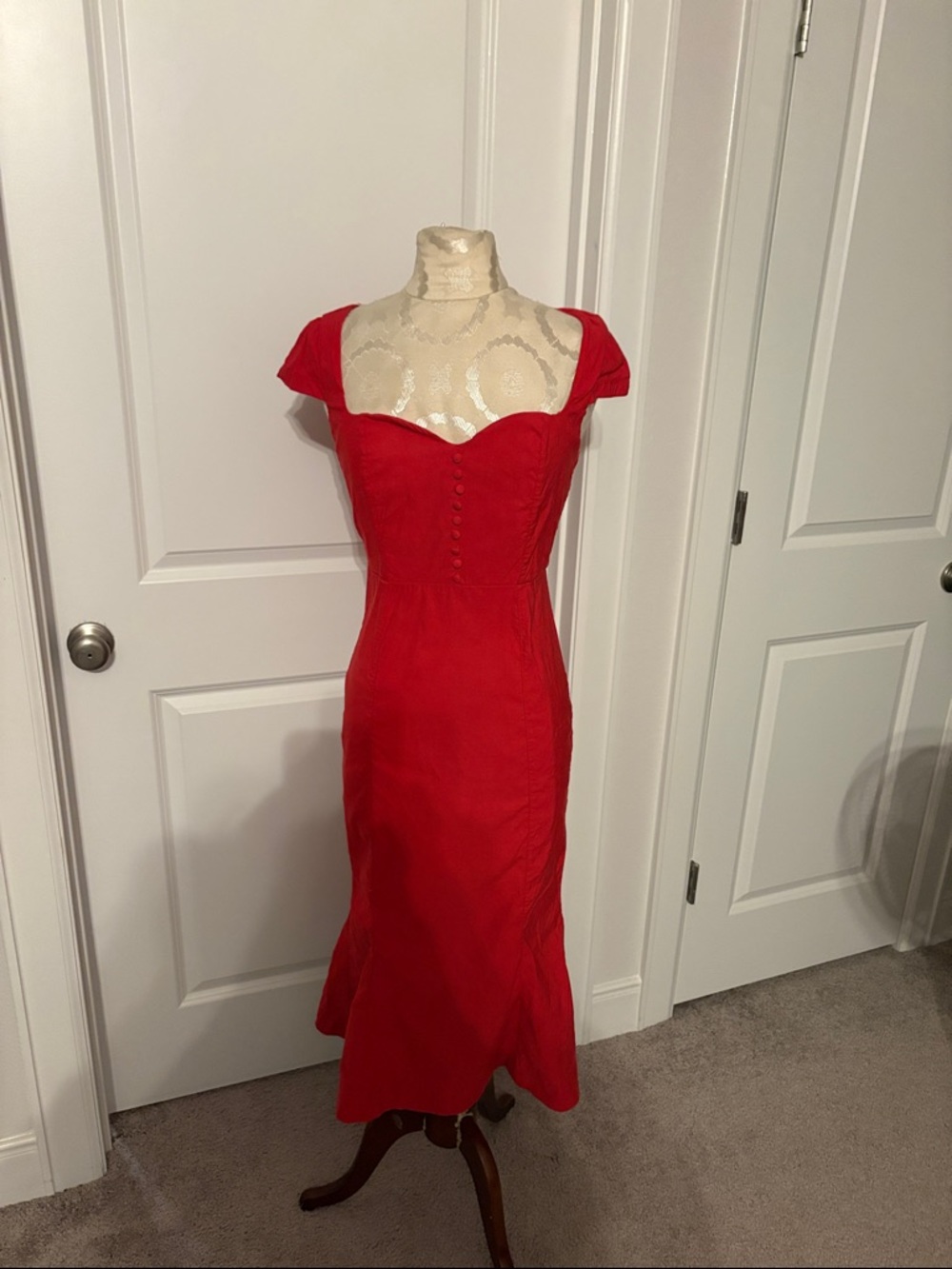 Anthropologie Red Sweetheart Neck Midi Dress